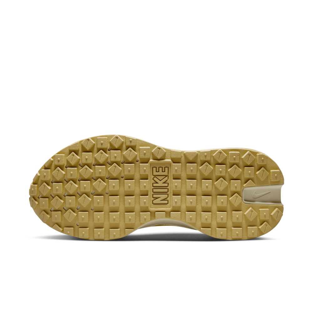 Nike Phoenix WMNS Waffle FJ1409-700 / gelb