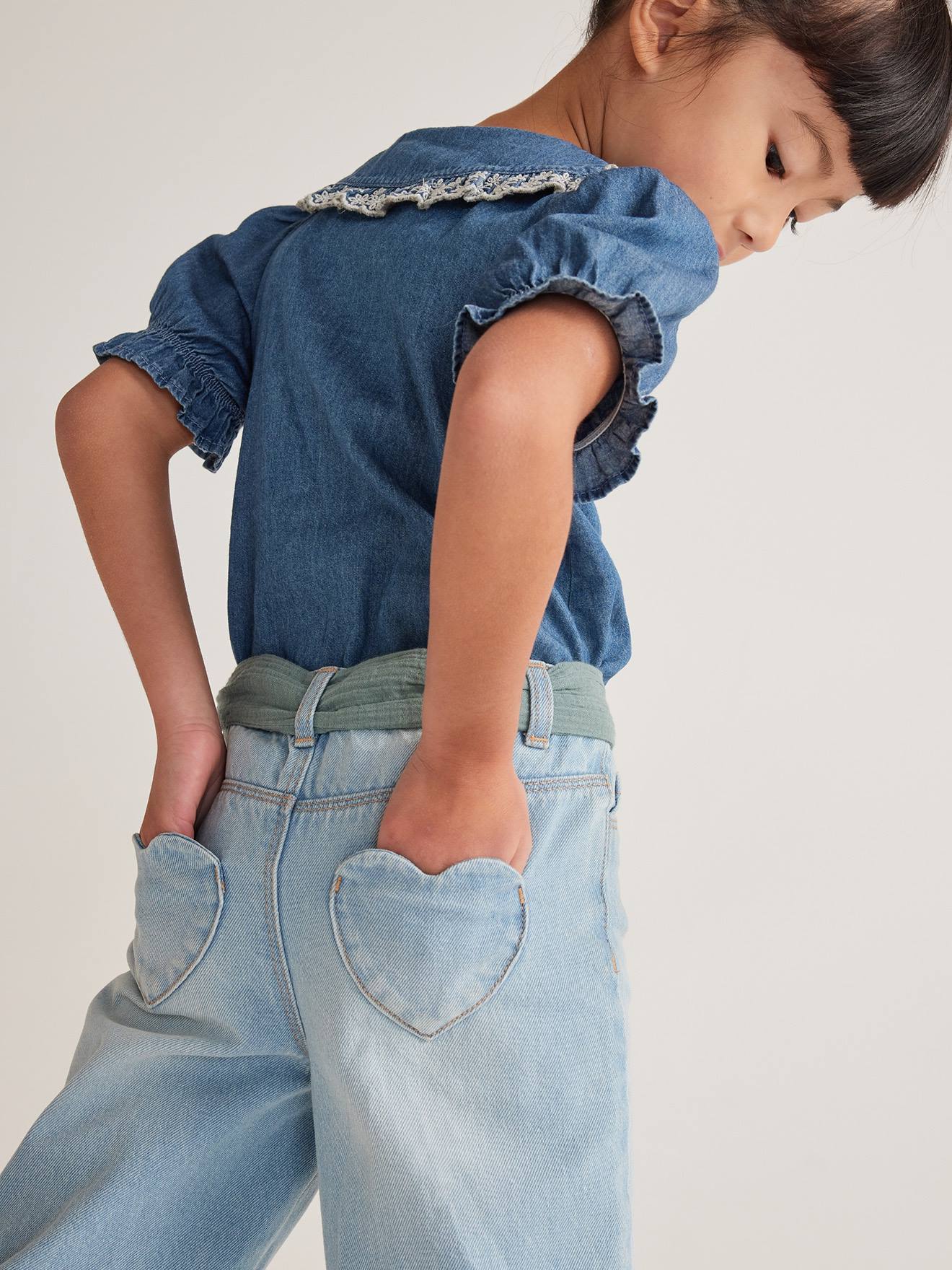 Vertbaudet Weite Mädchen 7/8-Jeans mit Gürtel - double stone