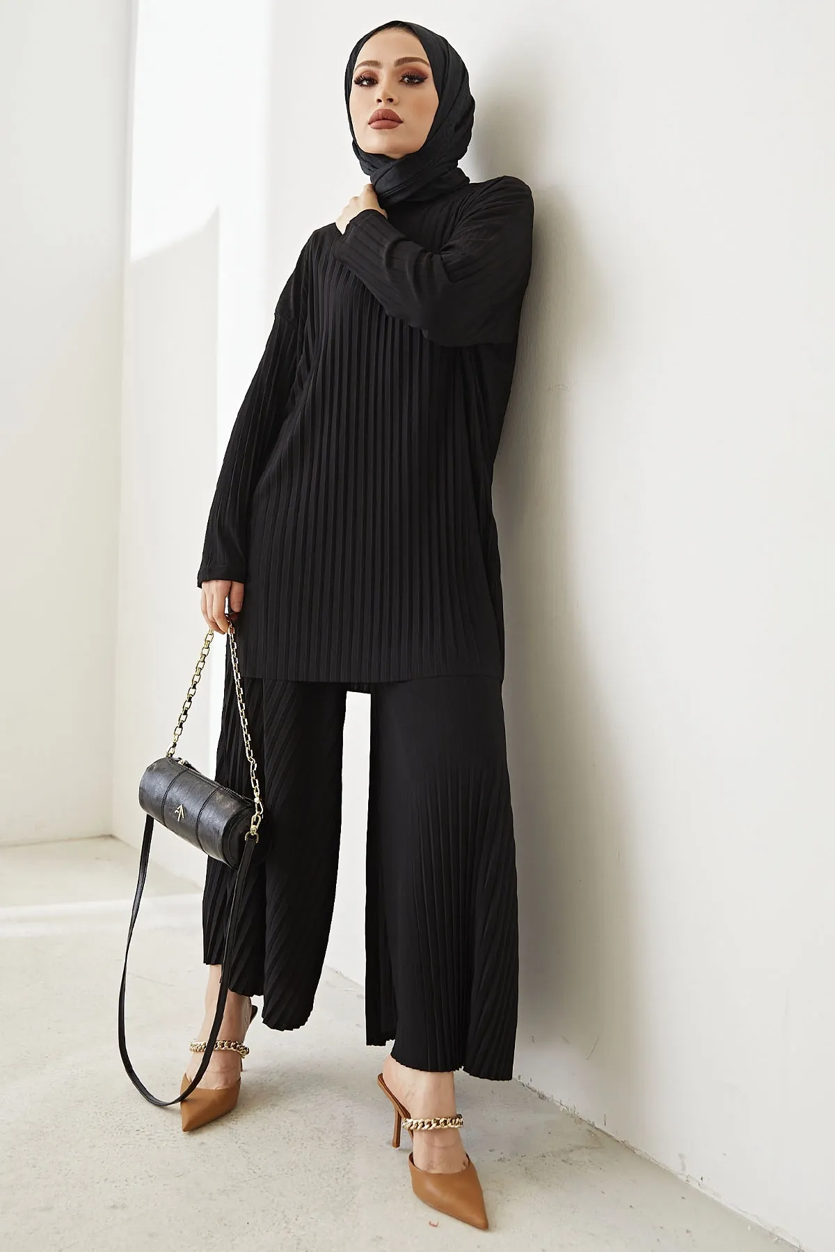 InStyle  Mila Faltenhosen-Tunika-Doppelset - Schwarz