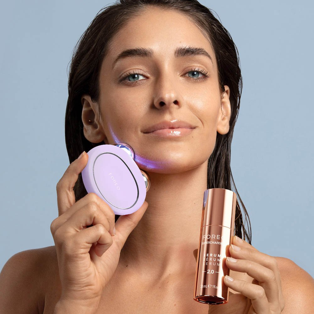 Foreo BEAR 2 Gerät mit Mikrostrom-