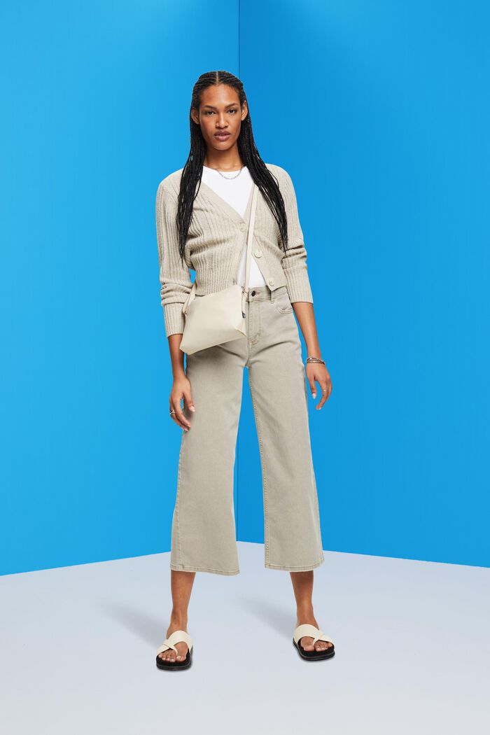 Culotte mit hohem Bund und weitem Bein