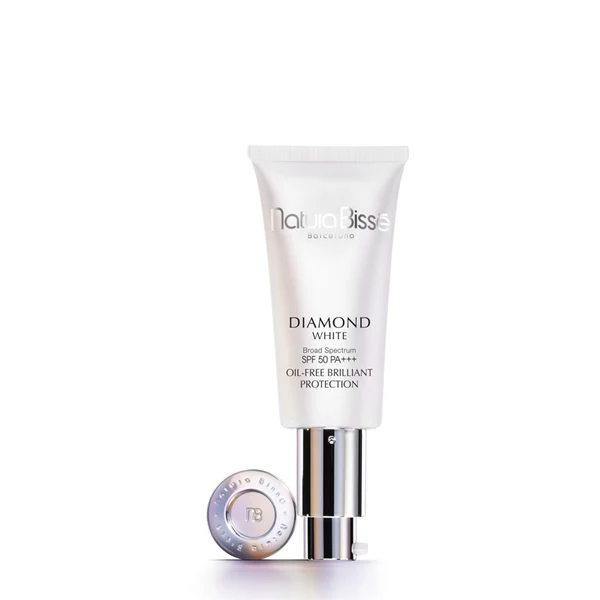 Diamond White Oil-Free Brilliant Protection SPF50 PA+++ - CC krém, tónovaný krém na tvár proti nedokonalostiam pleti, ochranné prípravky