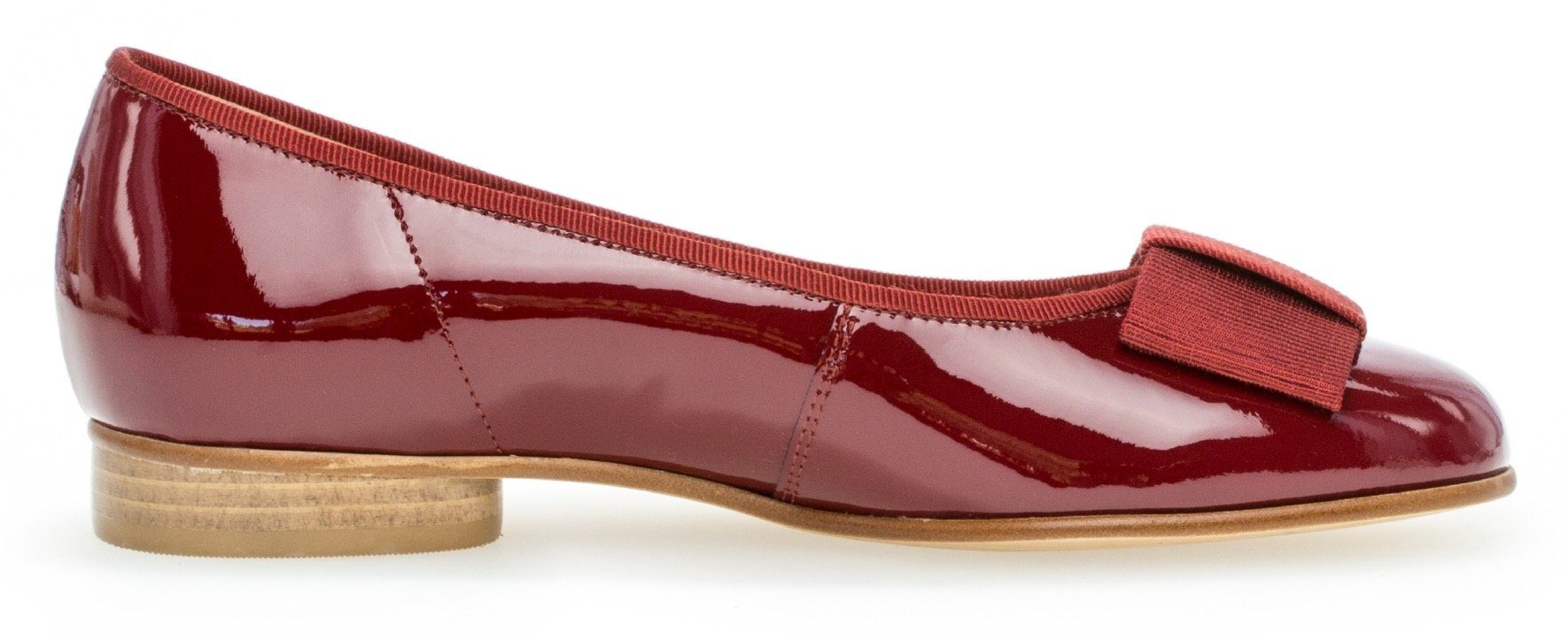 Gabor Ballerina mit dekorativer Schleife