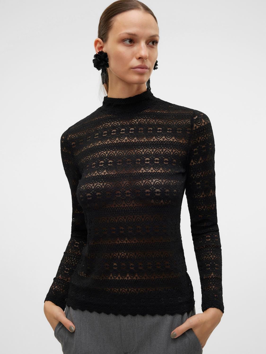 VMZOE Top