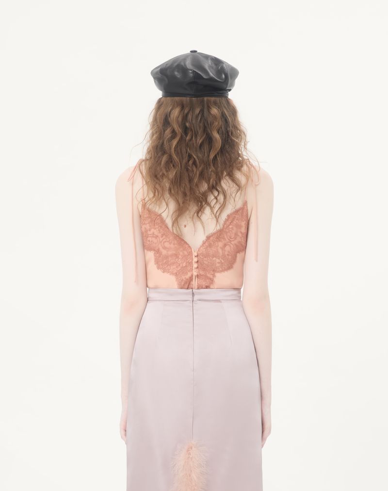 Topo em crepe de chine