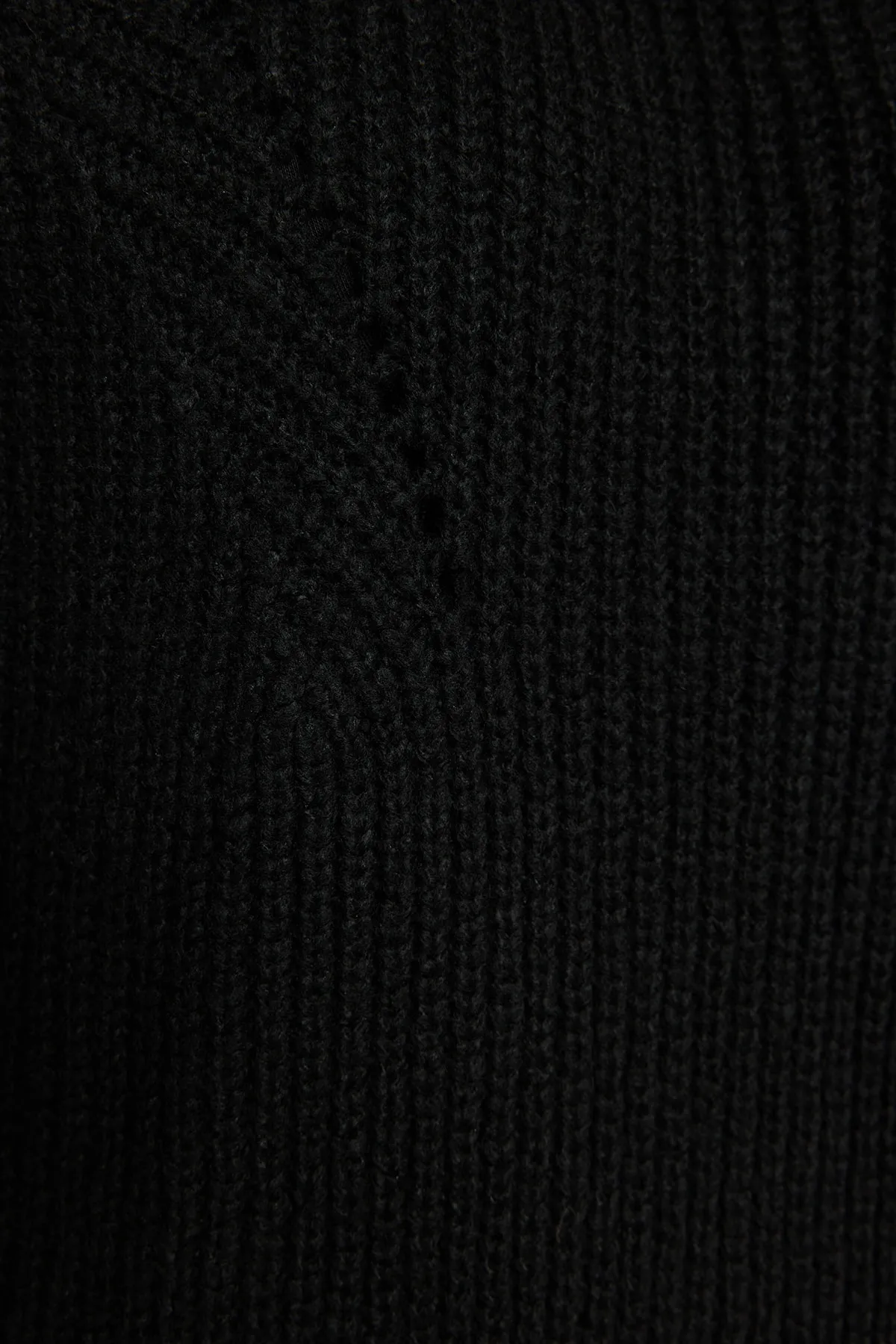 Trendyol Collection  Schwarzes Mini-Strickkleid mit hohem Kragen TWOAW24EL00058