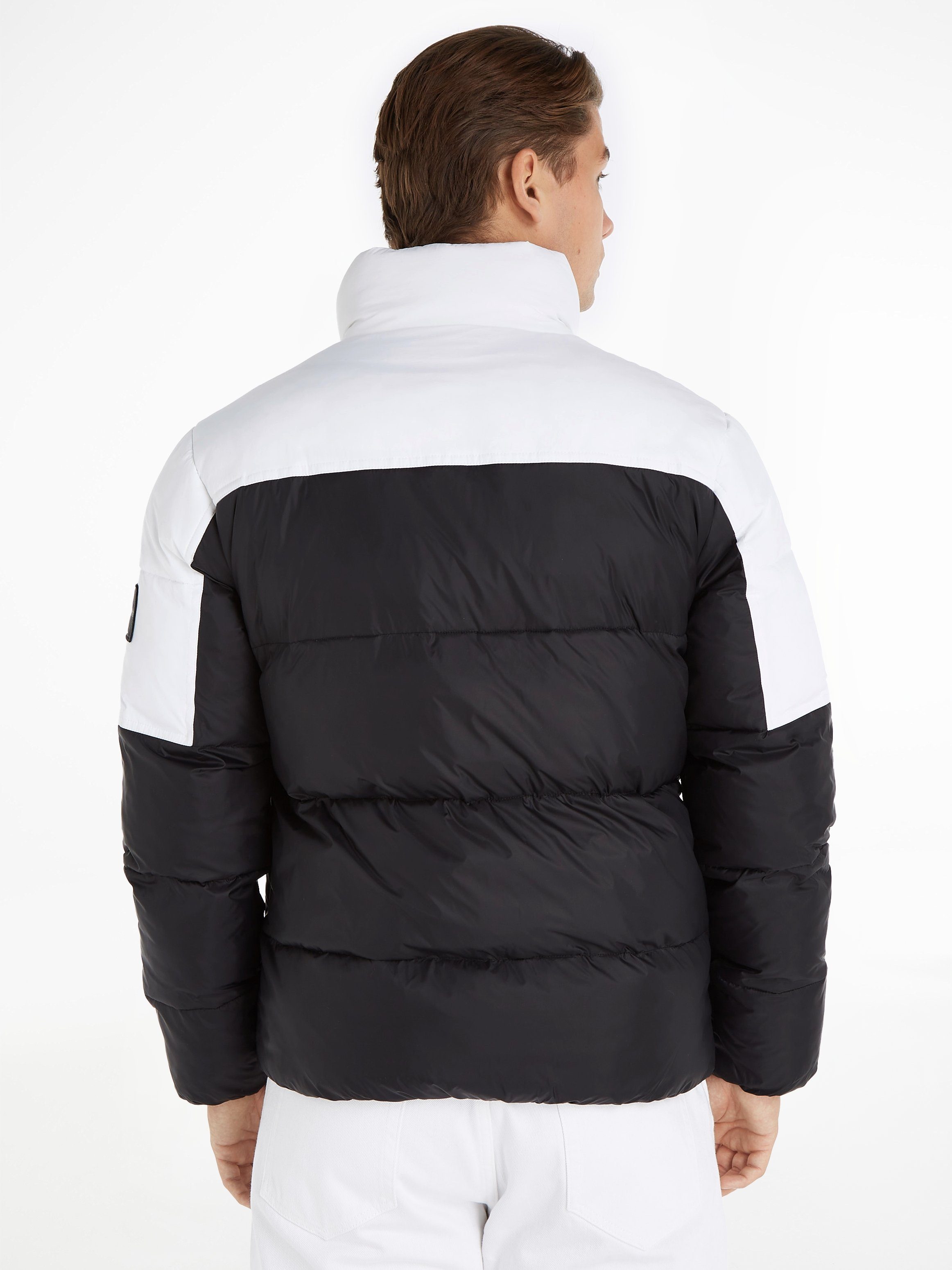Calvin Klein Jeans Steppjacke BLOCKING NON-DOWN PUFFER JACKET mit Logopatch