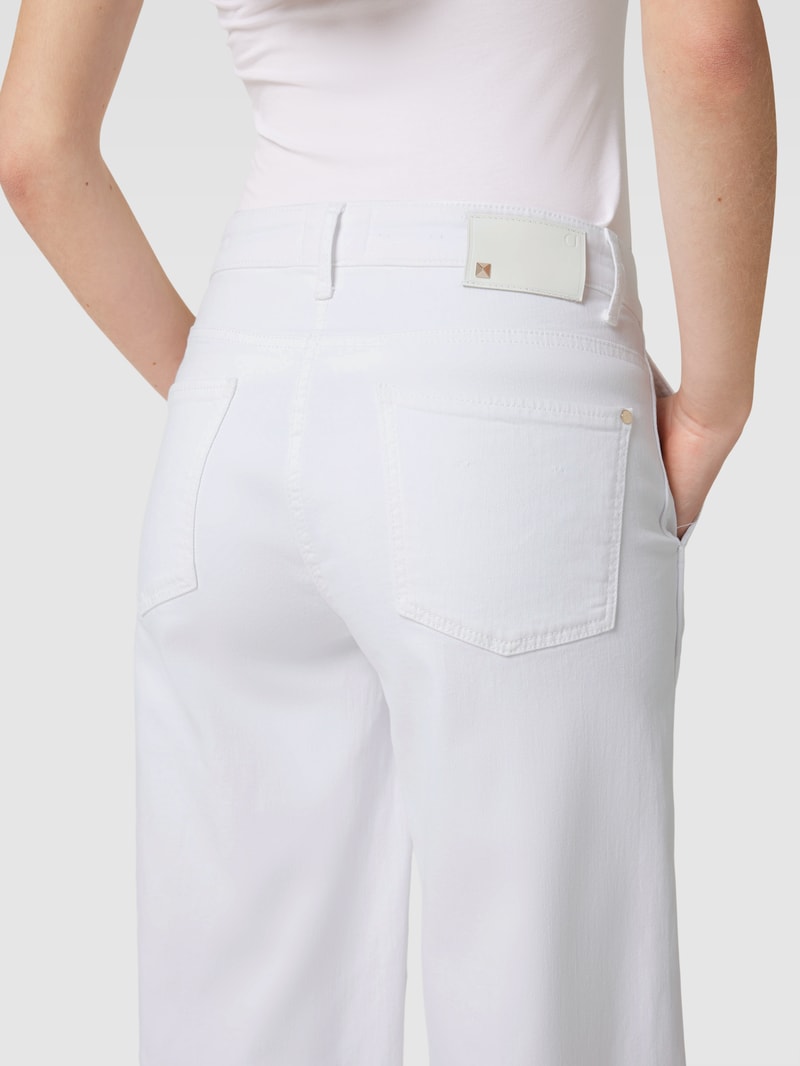 Flared Cut Jeans in verkürzter Passform Modell 'ALEC' in weiß