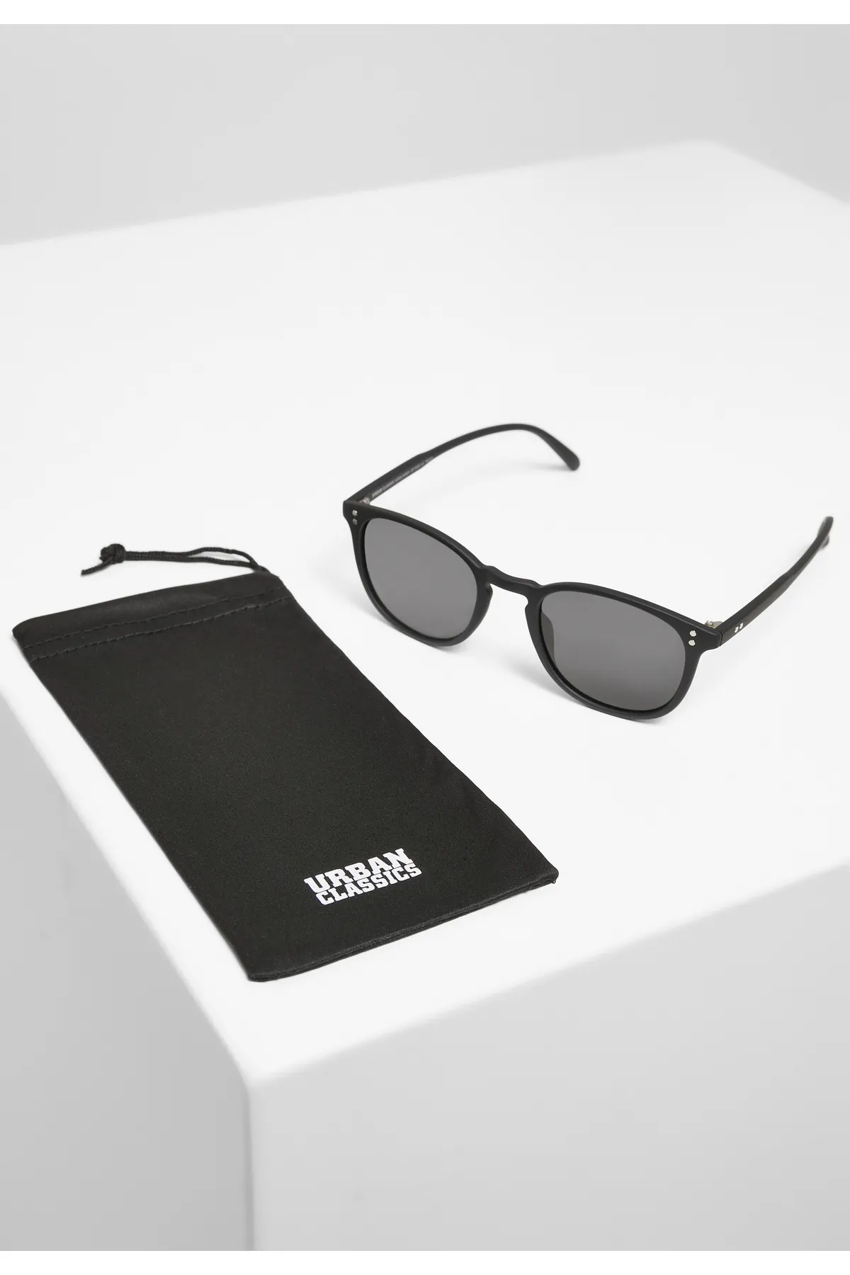 Urban Classics  Accessoires Sonnenbrillen Arthur UC