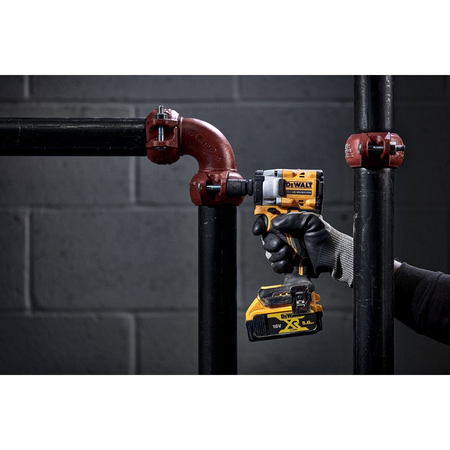 DeWalt DCF922P2T-QW Udarni ključ 1/2