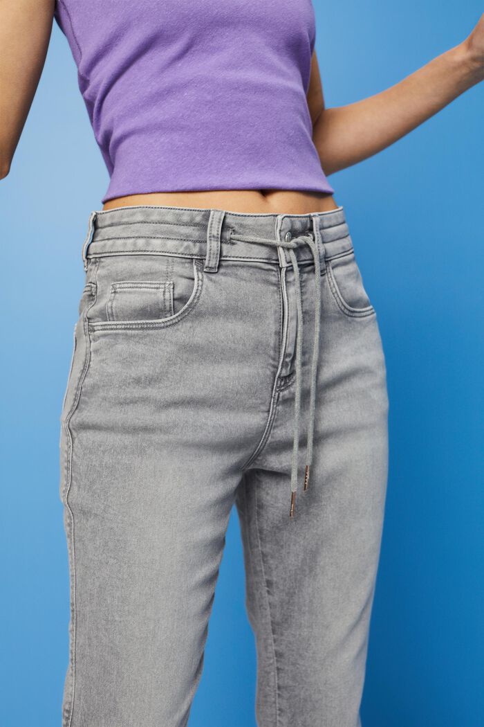 Boyfriend-Jeans mit Kordelzugbund
