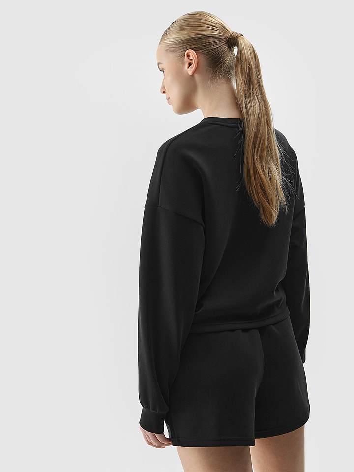4F Shorts in Schwarz günstig kaufen