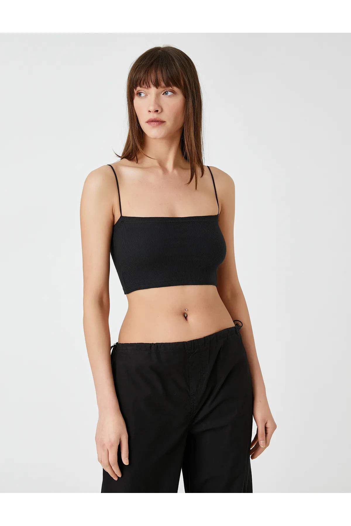 Koton  Crop Tank Top aus Baumwolle mit quadratischem Ausschnitt und dünnen Trägern