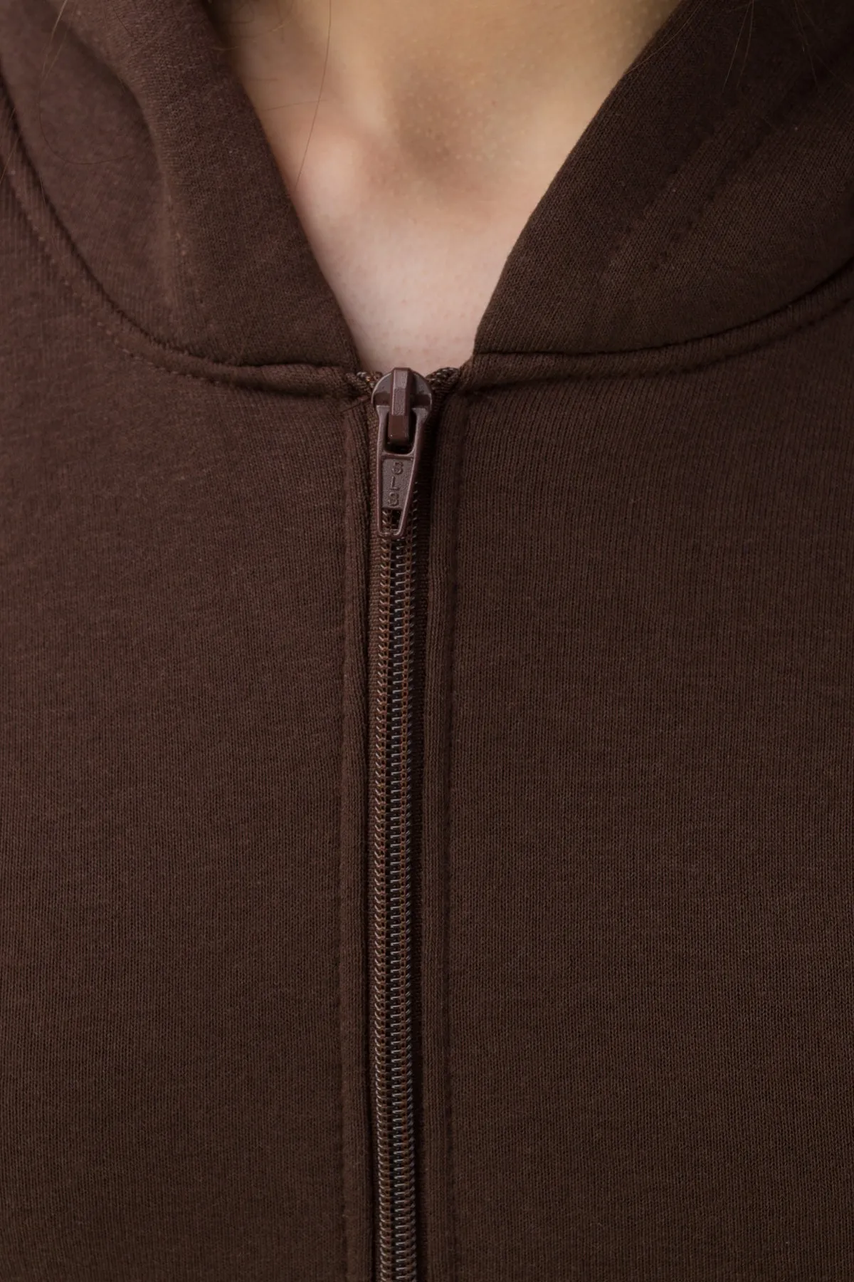 MODAGEN  Brauner Unisex-Strickjacke in Übergröße