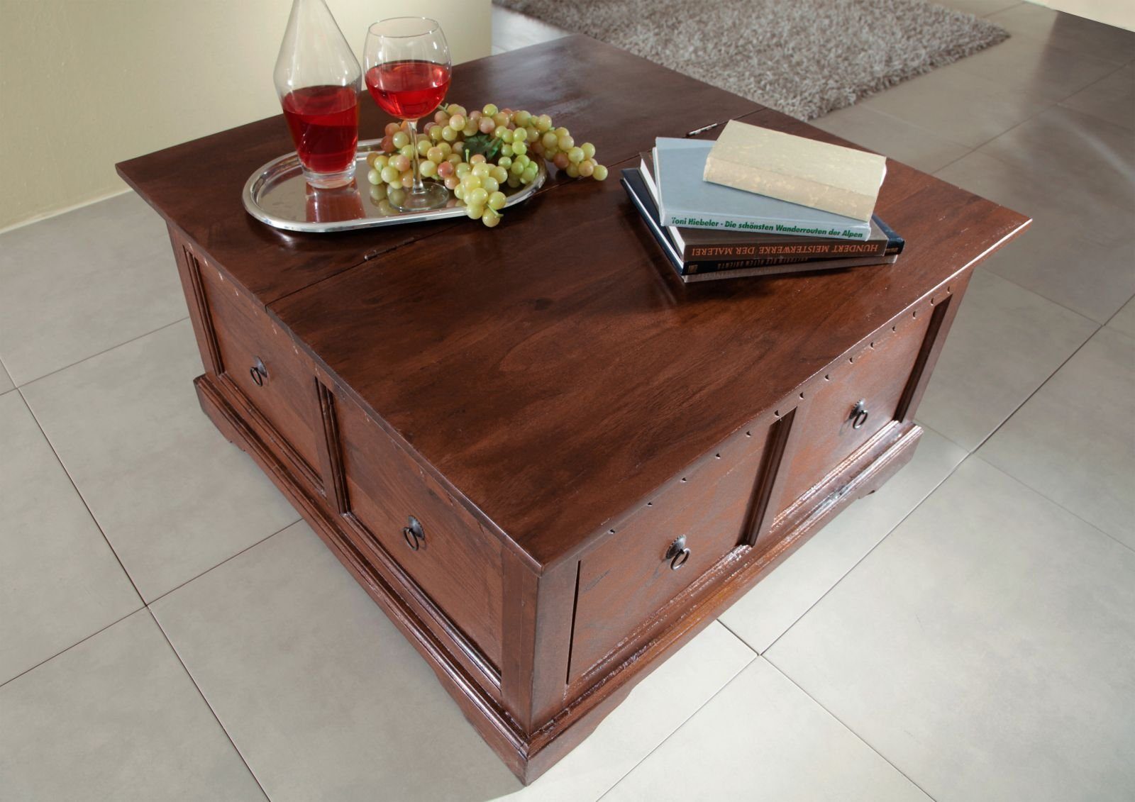 Massivmoebel24 Truhe OXFORD (Holztruhe, Holzkiste mit Deckel, Aufbewahrungstruhe für Stauraum aus Massivholz, 90x90x45 Akazie montiert, Truhe mit viel Stauraum aus Akazienholz im Landhausstil, aufwendige Schnitzereien), hochwertiges Edelholz;authenti