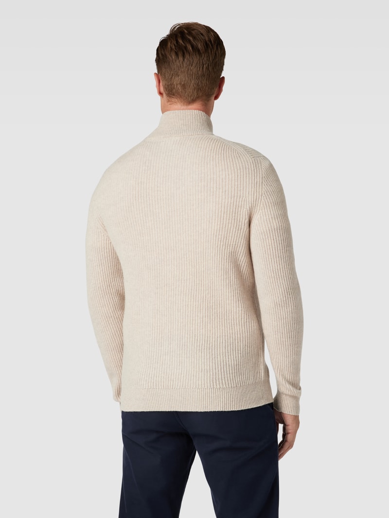 Strickjacke aus Schurwolle mit Stehkragen in sand meliert