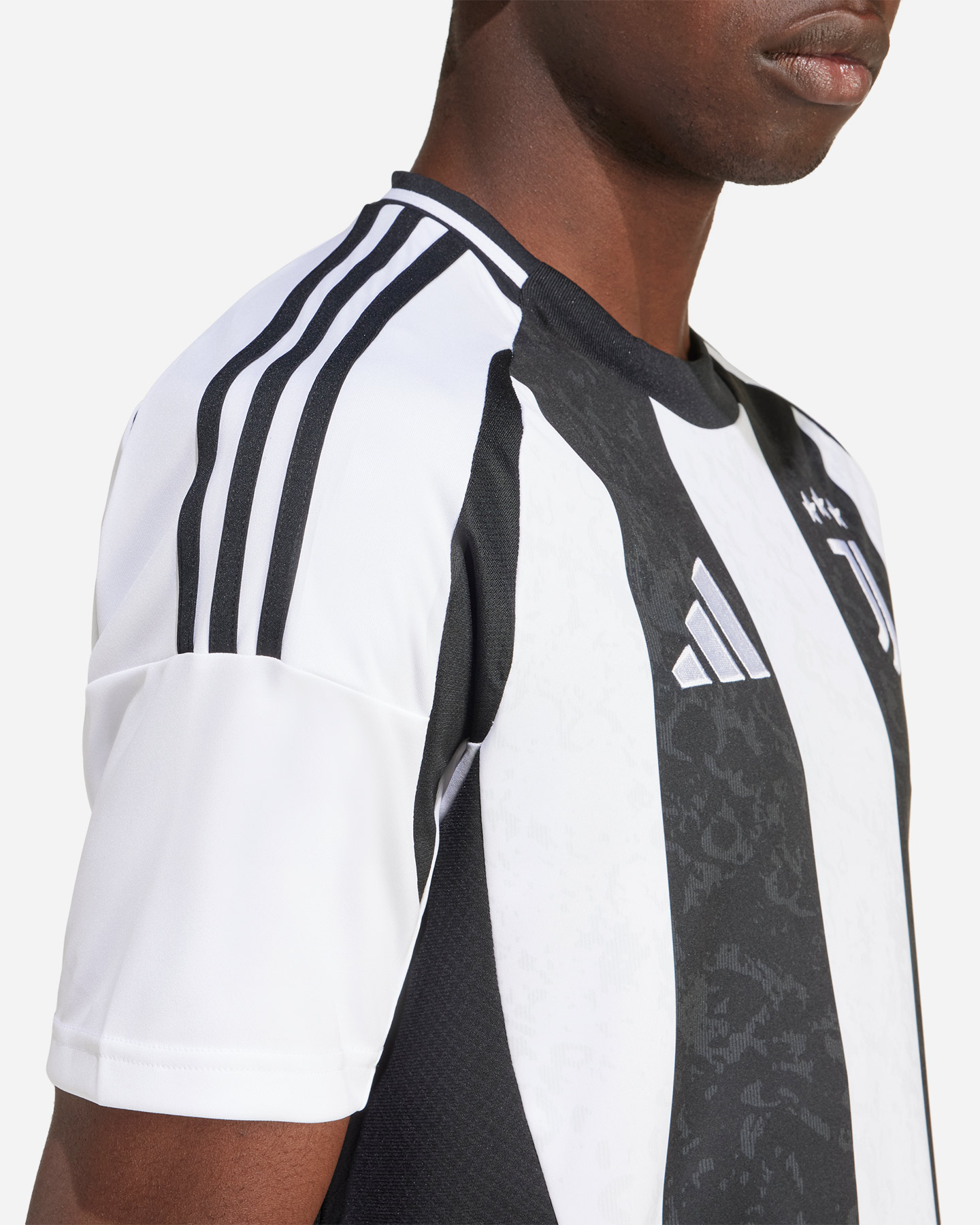 Oficiálny futbalový dres Adidas Juventus Home 24-25 M IS8002