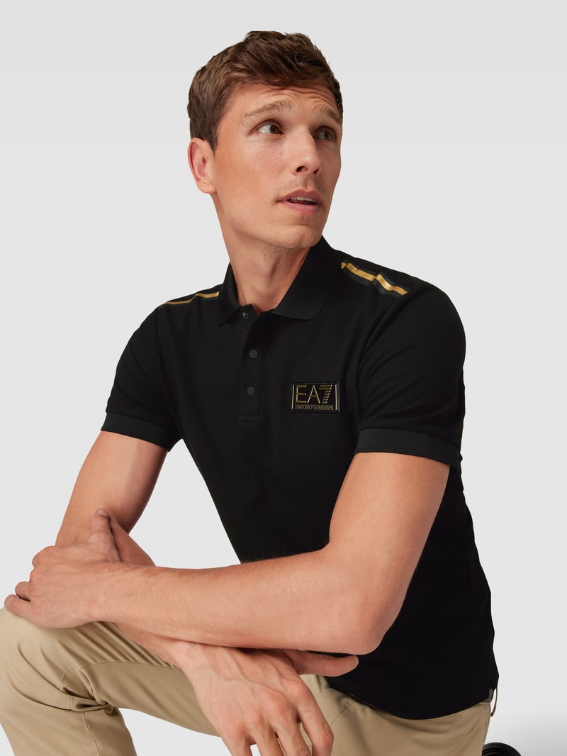 Poloshirt mit Label-Print in schwarz