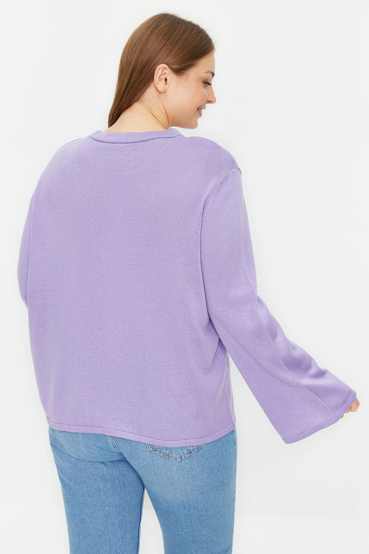 Trendyol Curve  Lila Strickpullover mit spanischen Ärmeln TBBAW23AN00034