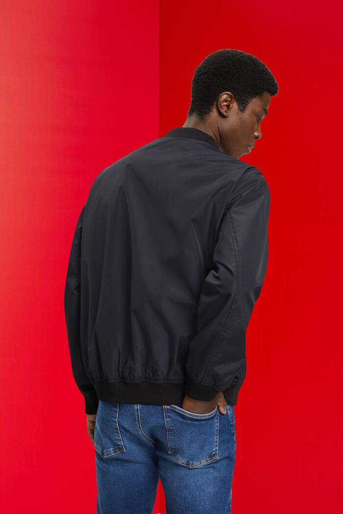 Jacke im Bomber-Stil