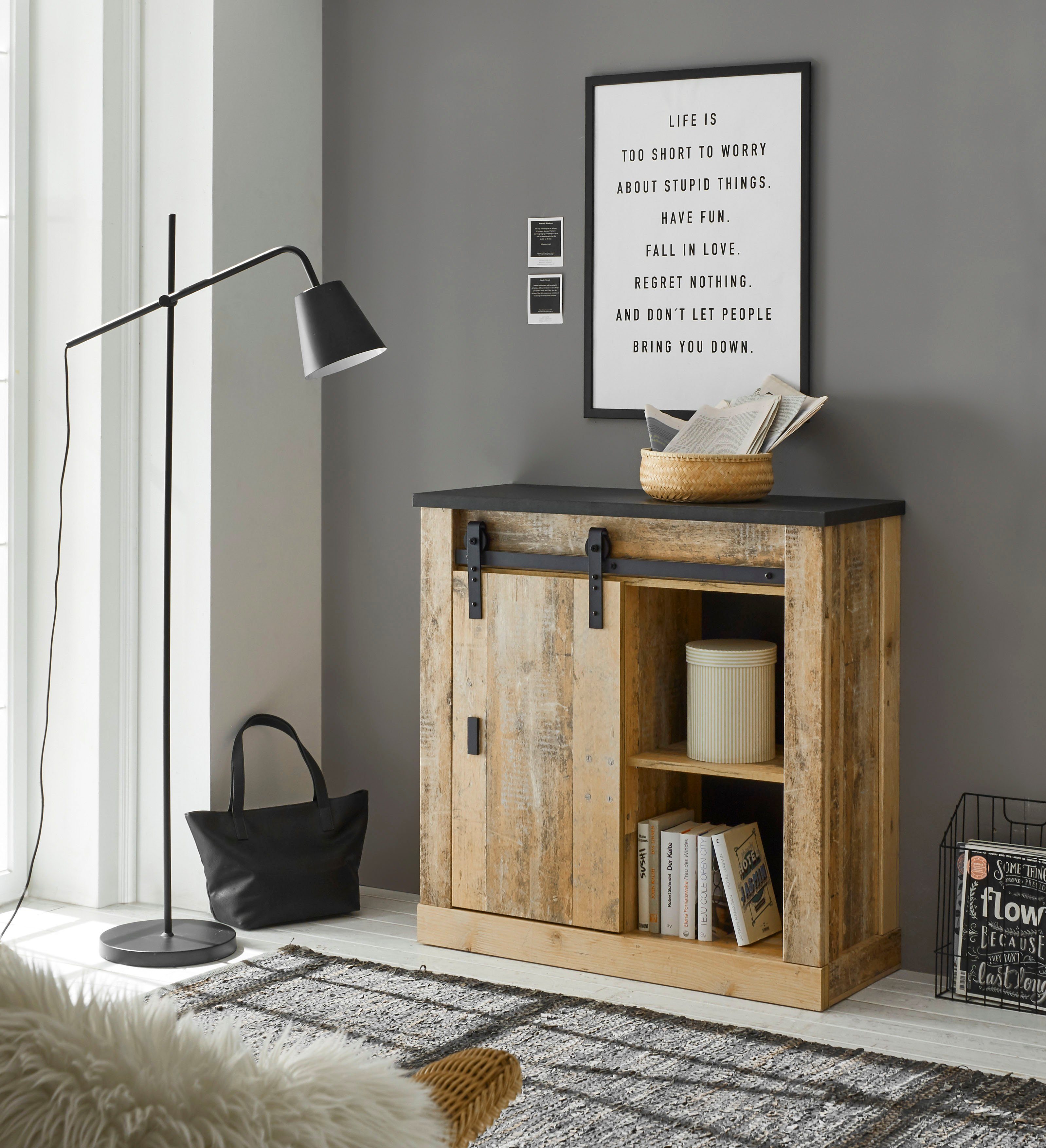 Home affaire Regal SHERWOOD, modernes Holz Dekor, mit Scheunentorbeschlag aus Metall, Breite 93 cm