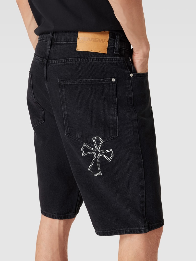 Jeansshorts mit Strasssteinbesatz in schwarz