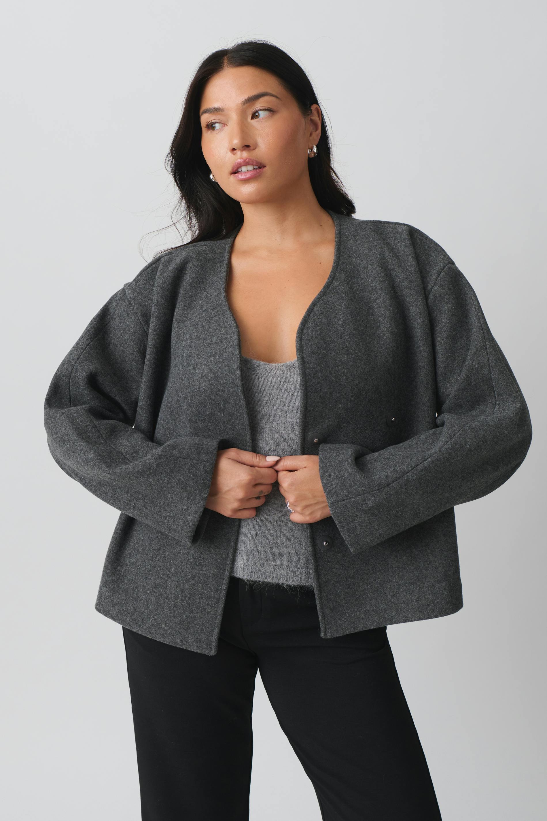 Round neck short jacket