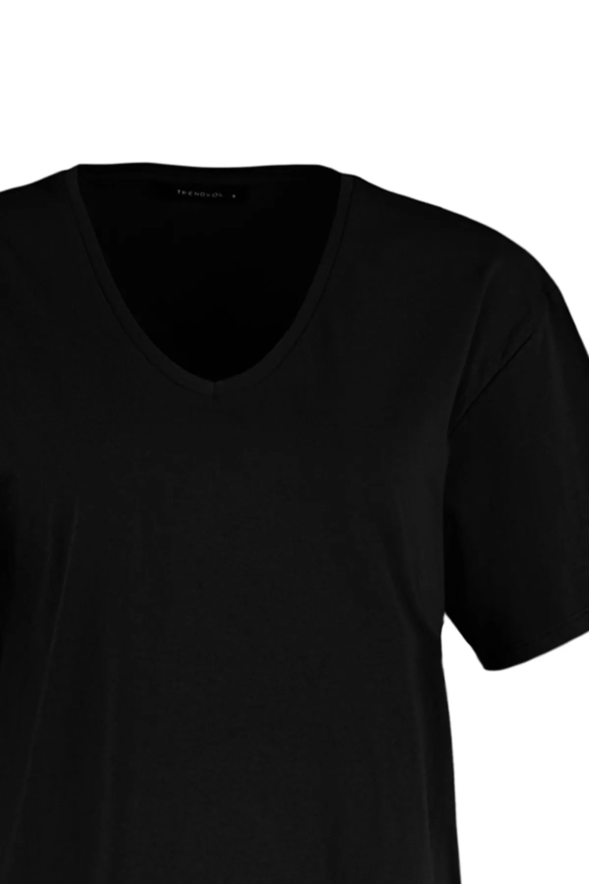 Trendyol Collection  Schwarzes Boyfriend-Strick-T-Shirt mit V-Ausschnitt aus 100 % Baumwolle TWOSS23TS00003