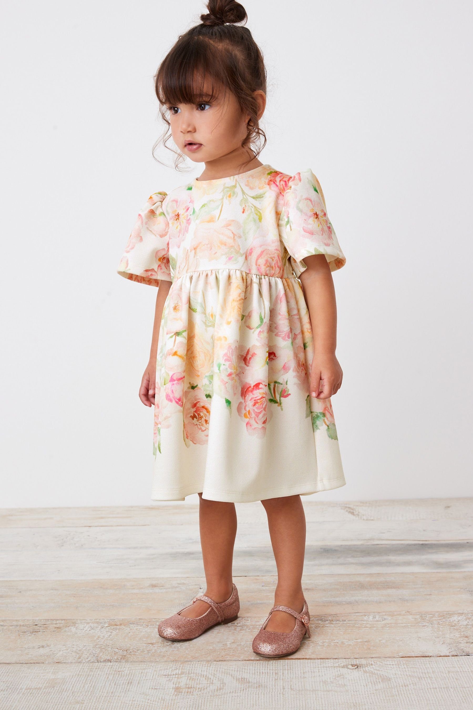 Next Jerseykleid Kleid mit bedruckten Rändern für besondere Anlässe (1-tlg)