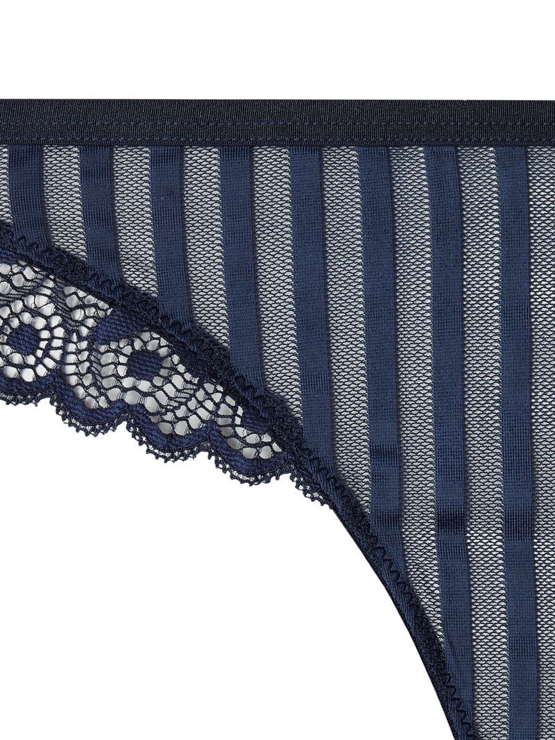String mit Streifenmuster Modell 'Amelie' in dunkelblau