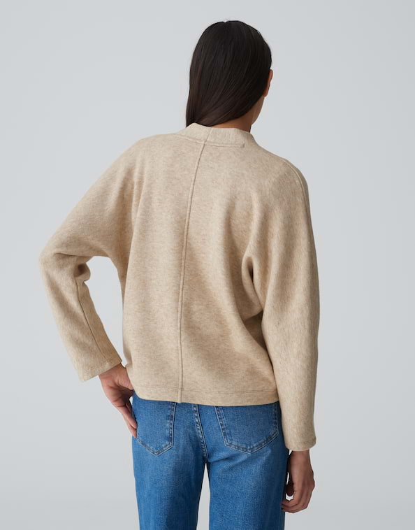 Sweater Gukamma