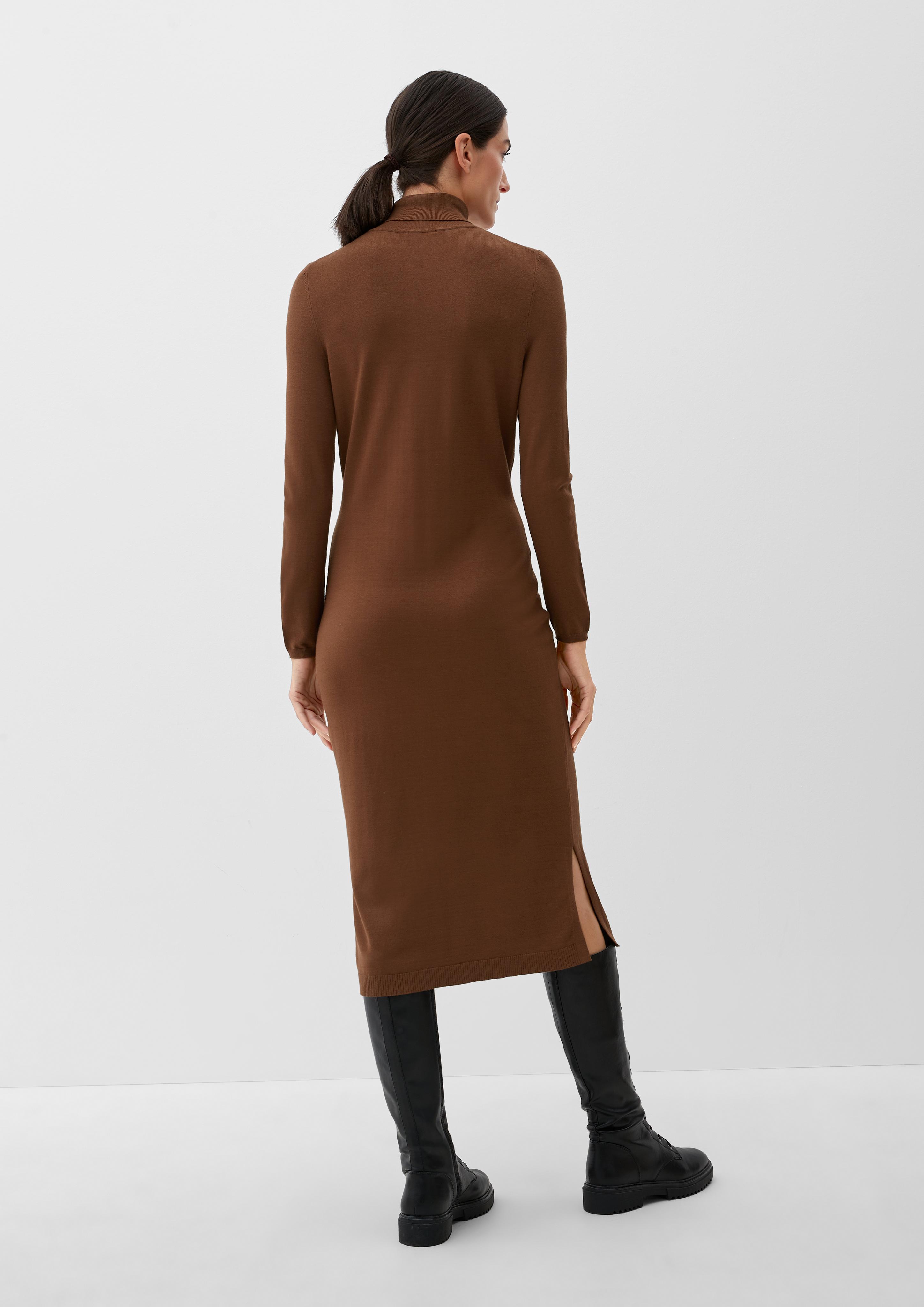 Strickkleid aus Viskosemix   2121299-8764