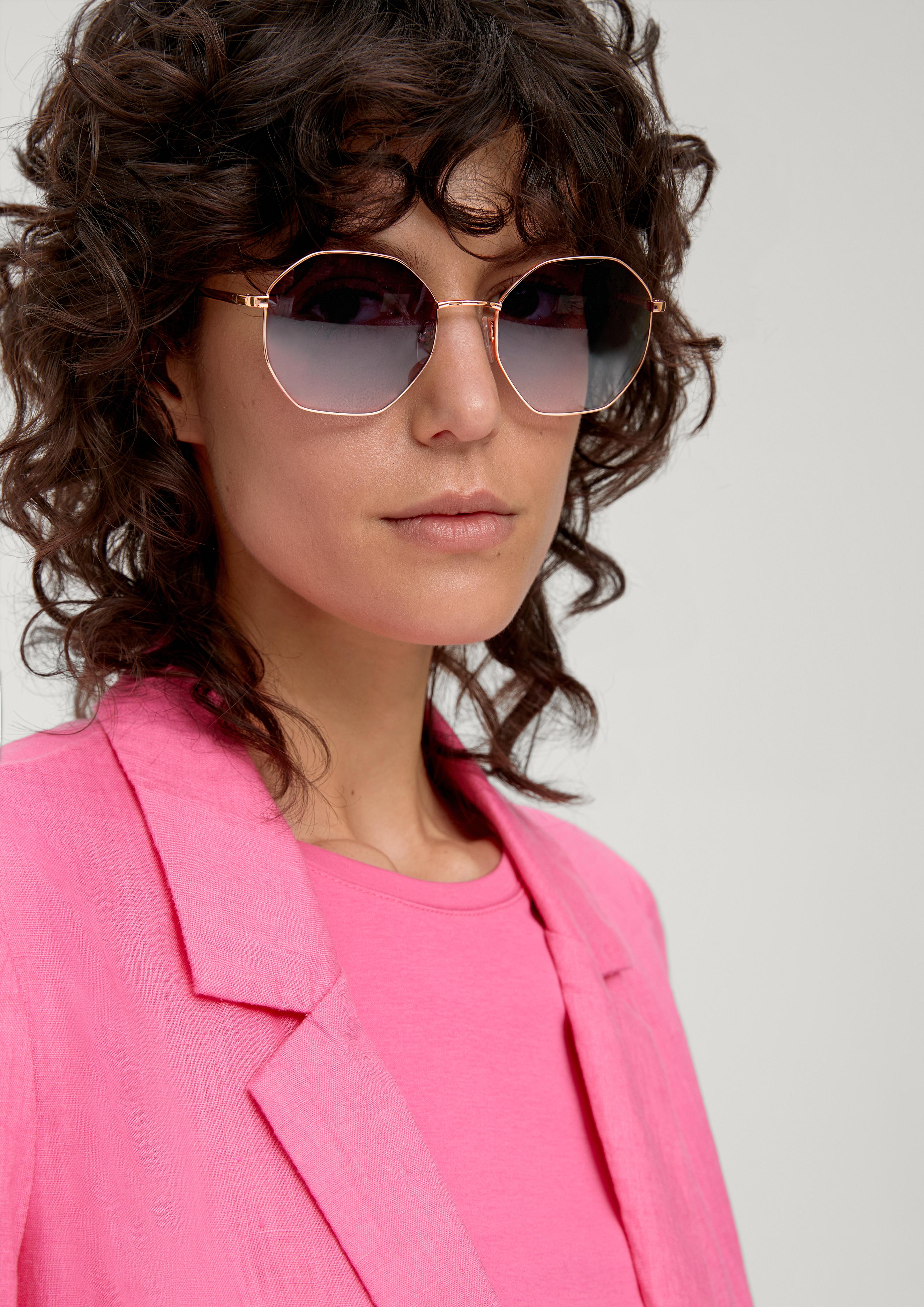 Sonnenbrille mit schmaler Fassung  6008485-900