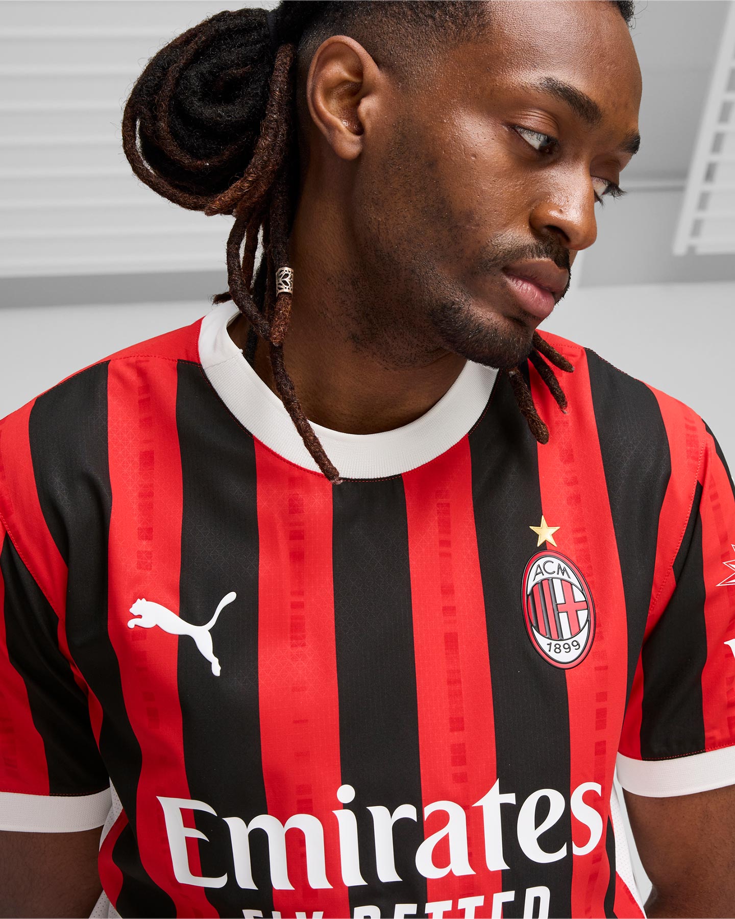 Oficiálny futbalový dres Puma AC Milan Home Authentic 24-25 M 774949-01