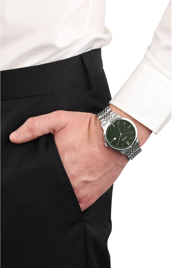 Herrenuhr in Silber