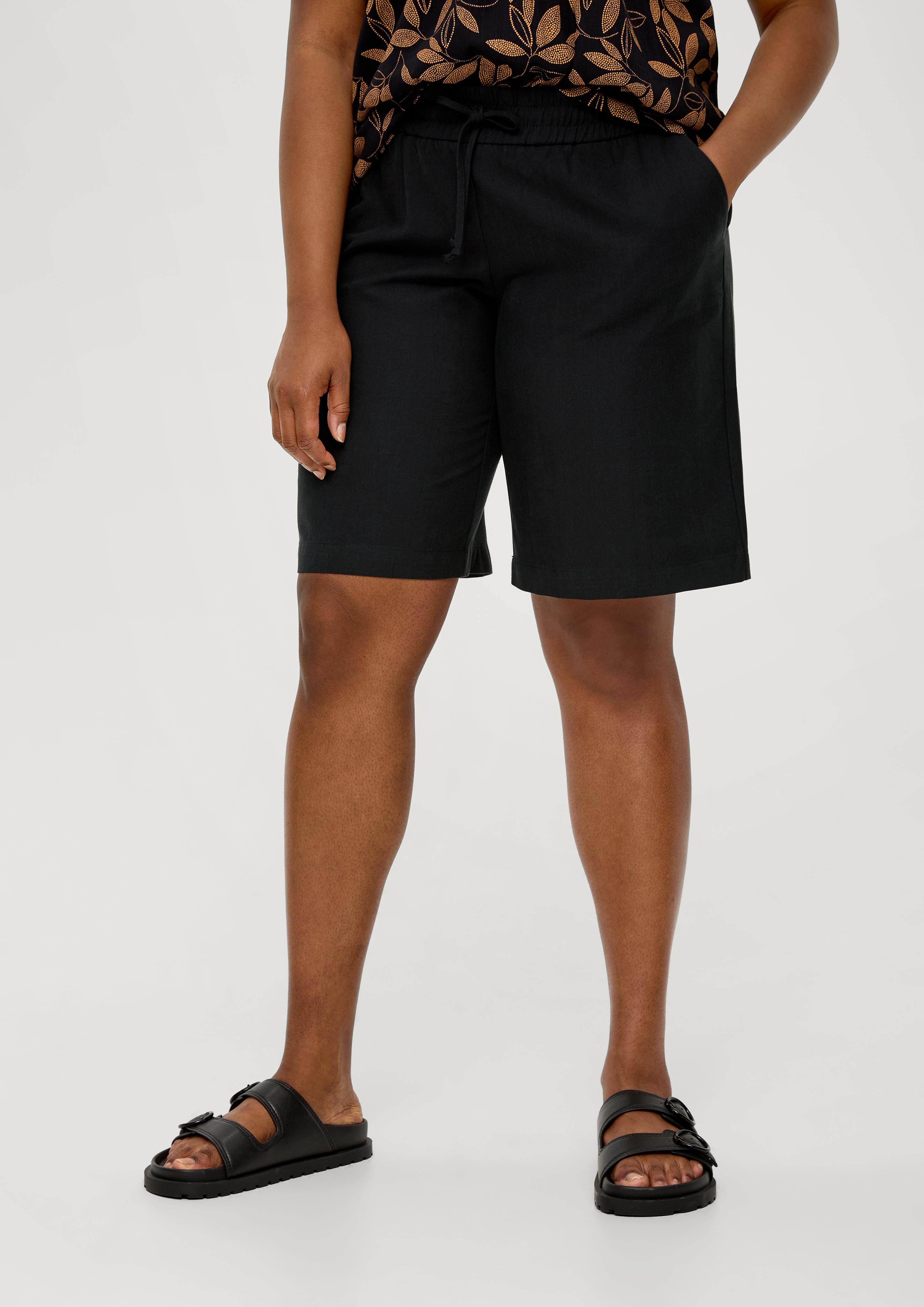 Regular curvy: Kurze Hose aus Twill  2131885-9999