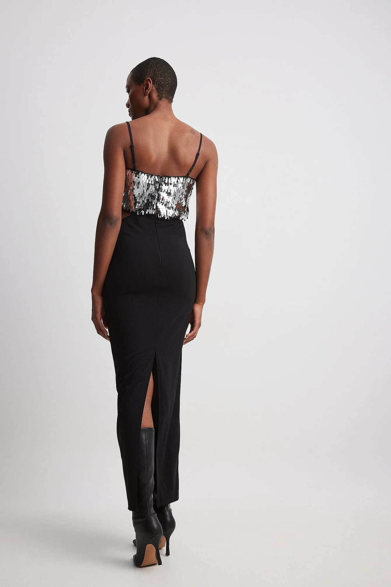Jersey-Kleid mit Pailletten