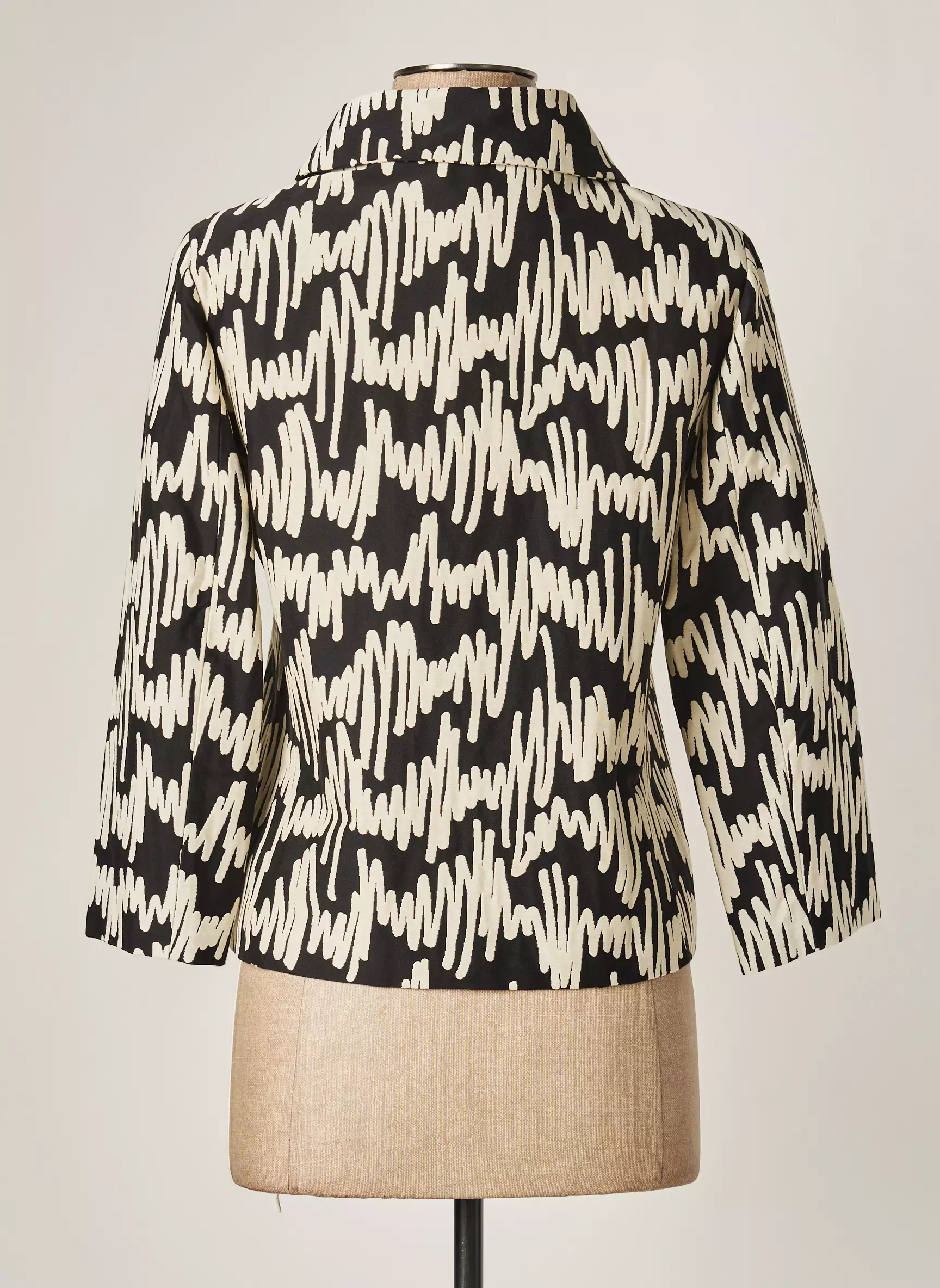 Eleonora Amadei Vestecasual Femme couleur noir