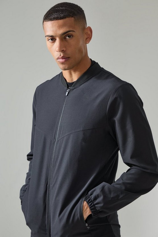 Man Active Golf Windbreaker