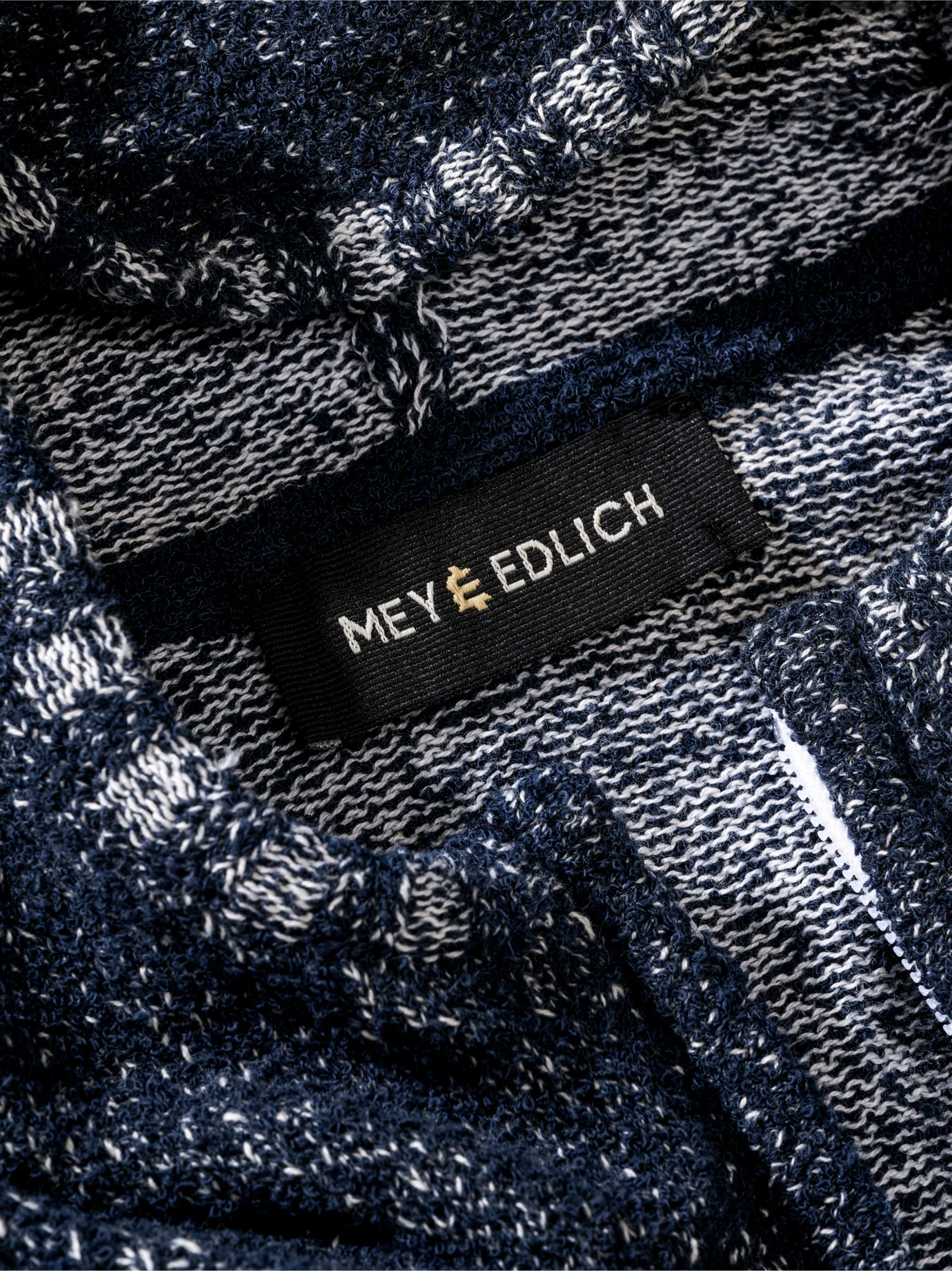 Boucle-Cardigan