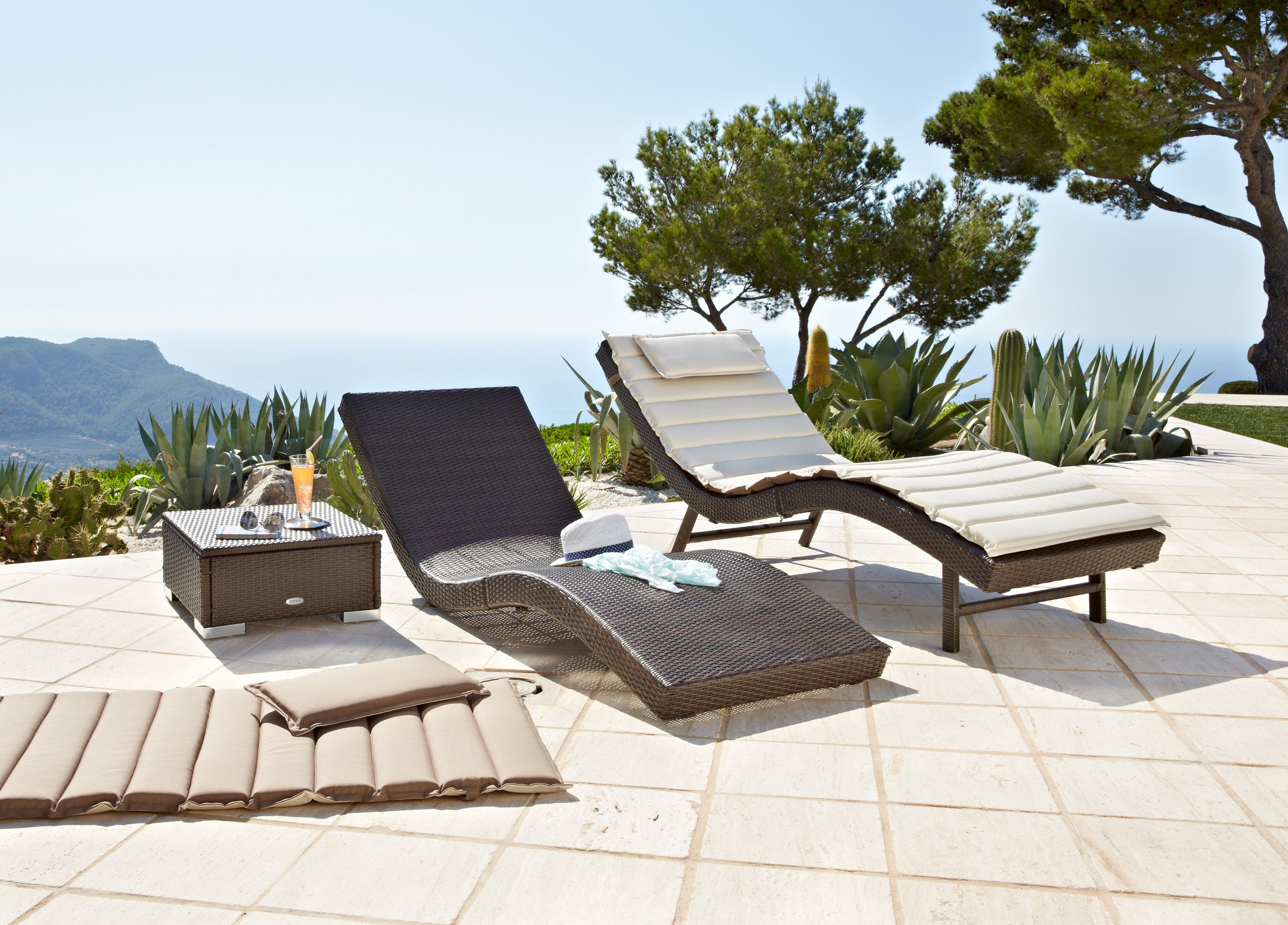 MERXX Gartenliege Piacenza, Polyrattan, braun, inkl. Wendeauflage