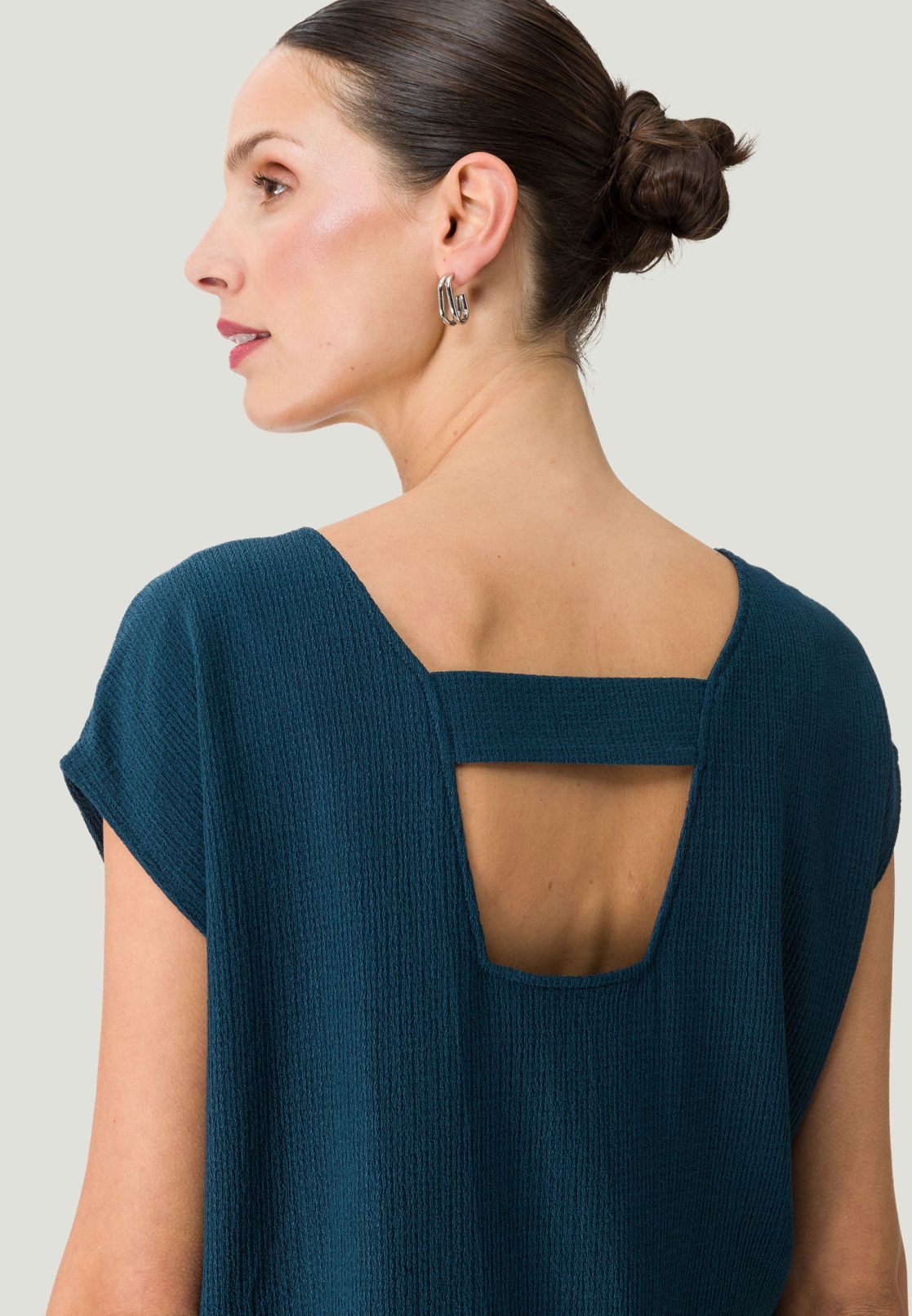 Blusenshirt mit Rückenausschnitt