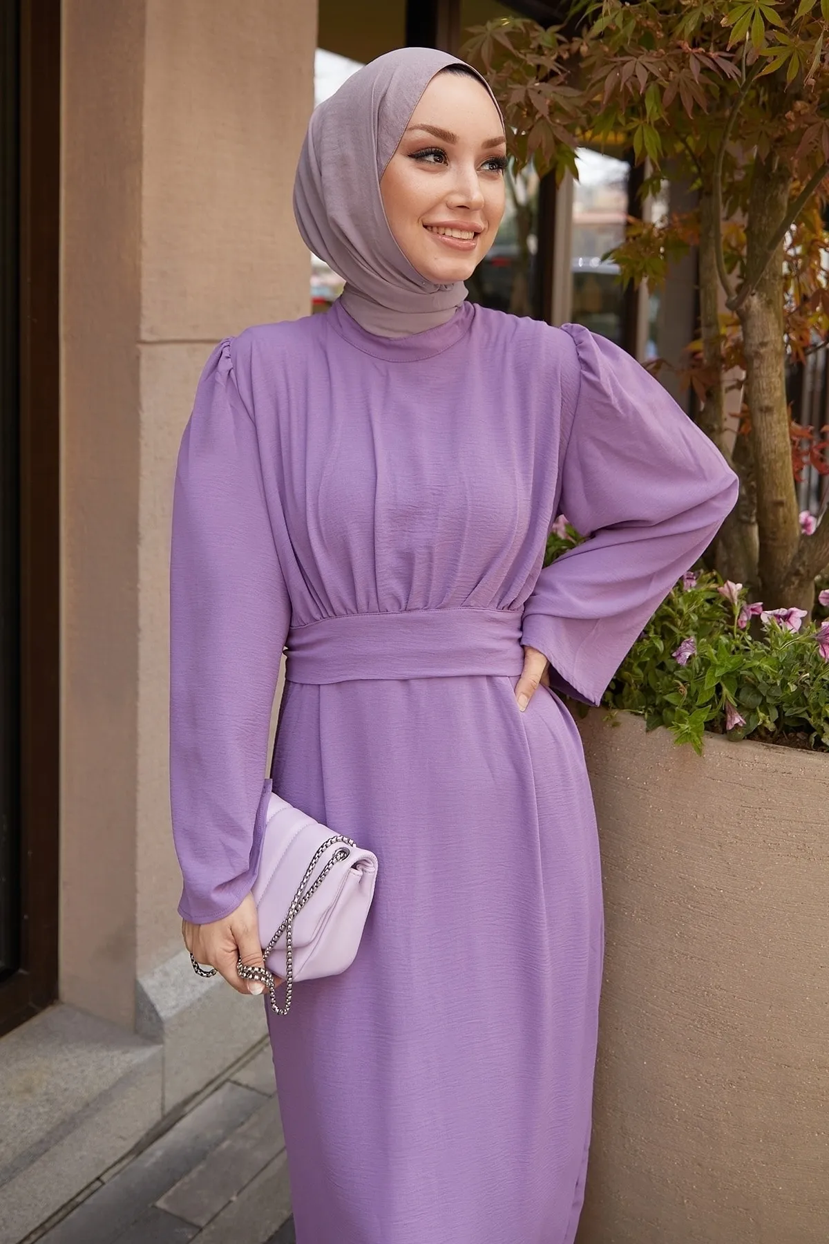InStyle  Rina Ayrobin-Kleid mit Gürtel – Flieder