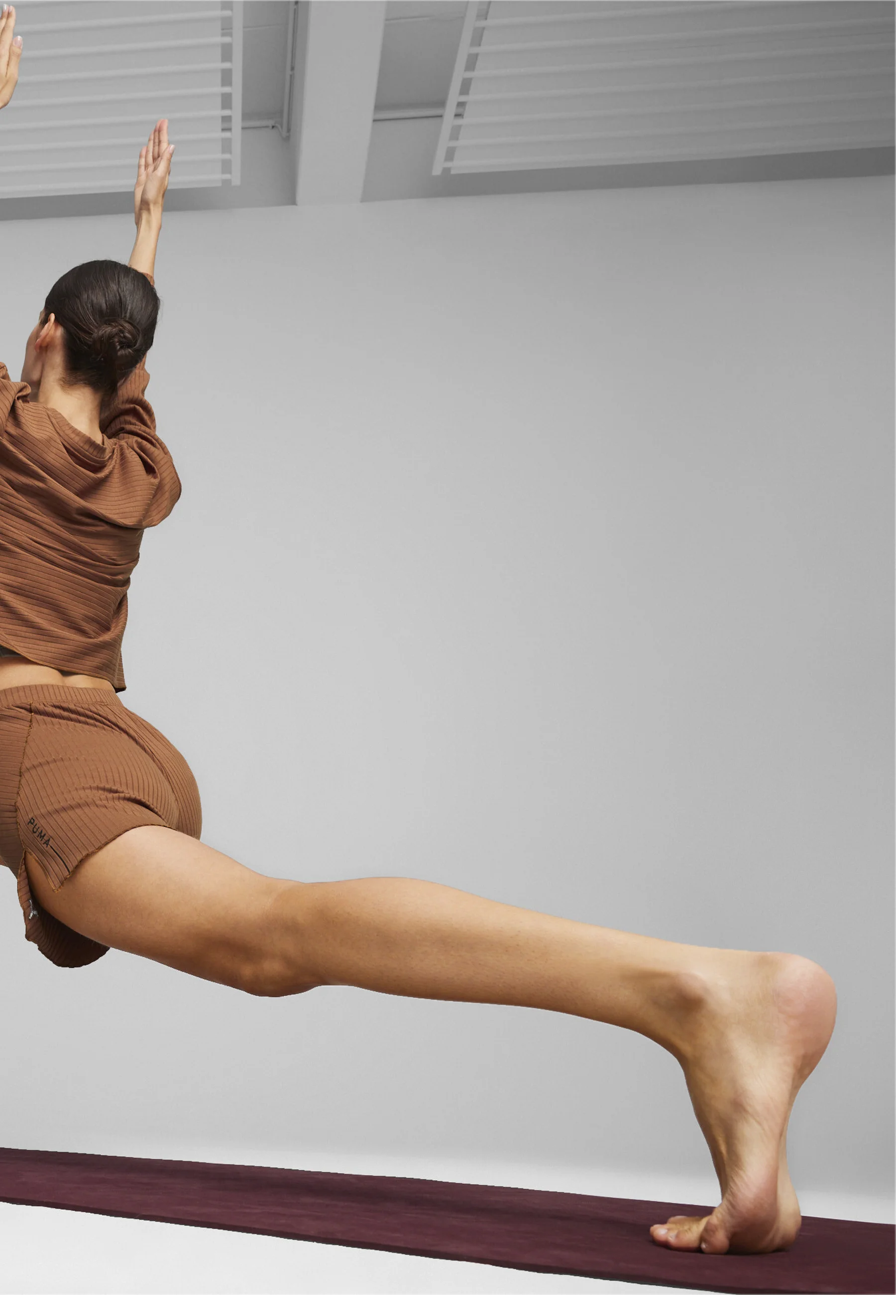 Puma PREMIUM STUDIO - Pantalones cortos deportivos