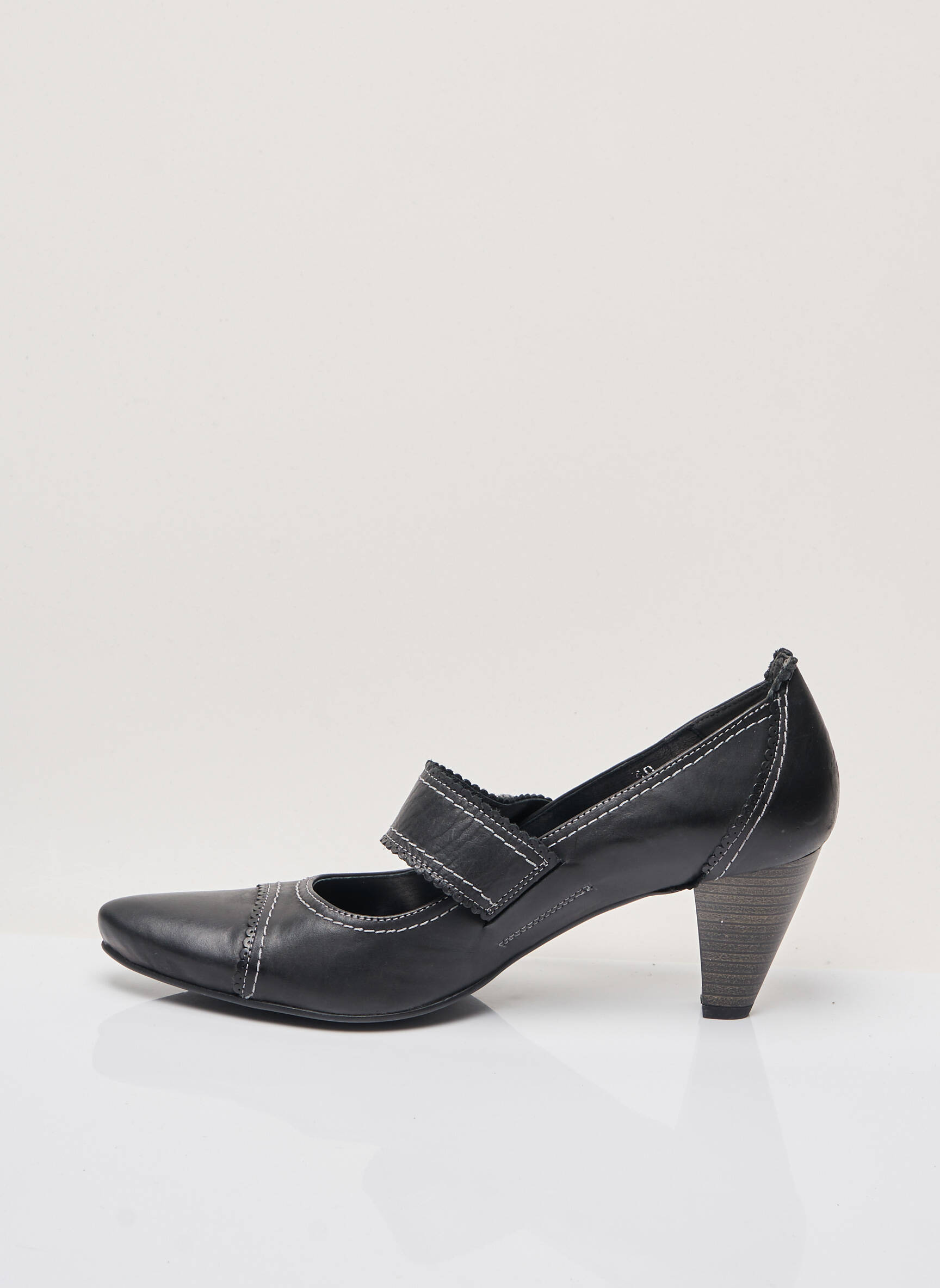 Pomares Vazquez Escarpins Femme couleur noir