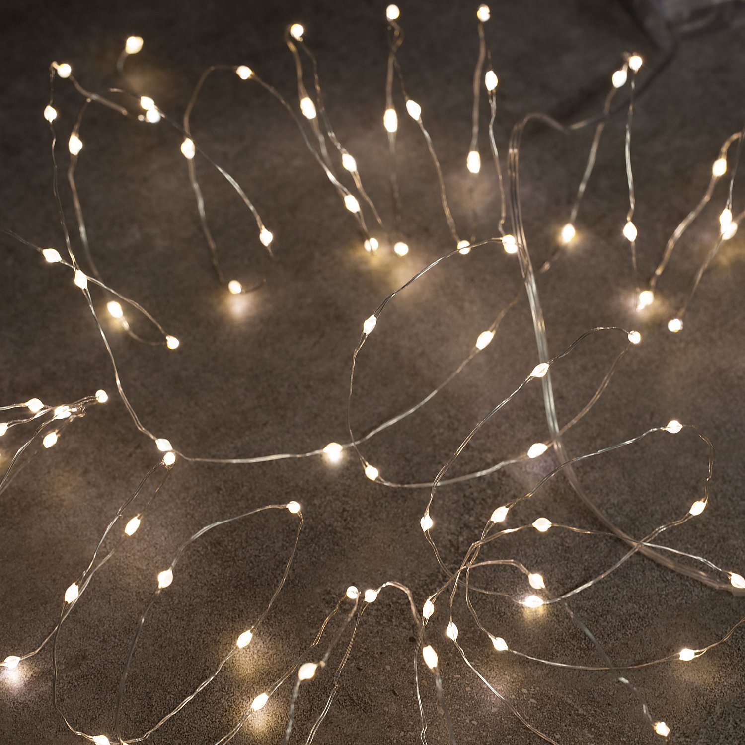LED Micro-Lichterkette mit Batteriekasten und Timer, 100 LEDs