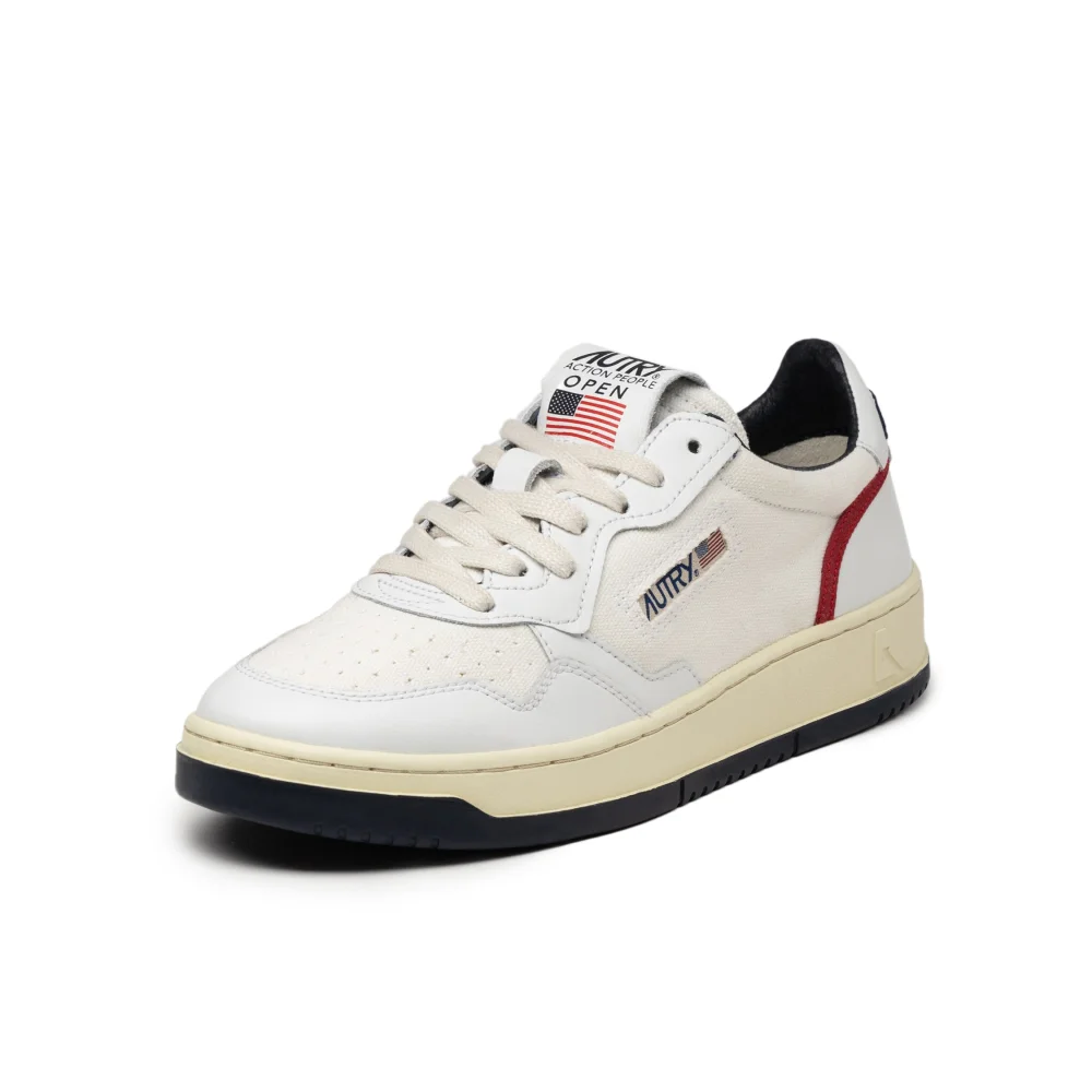 Autry Open Low AOLMCE15 / weiss