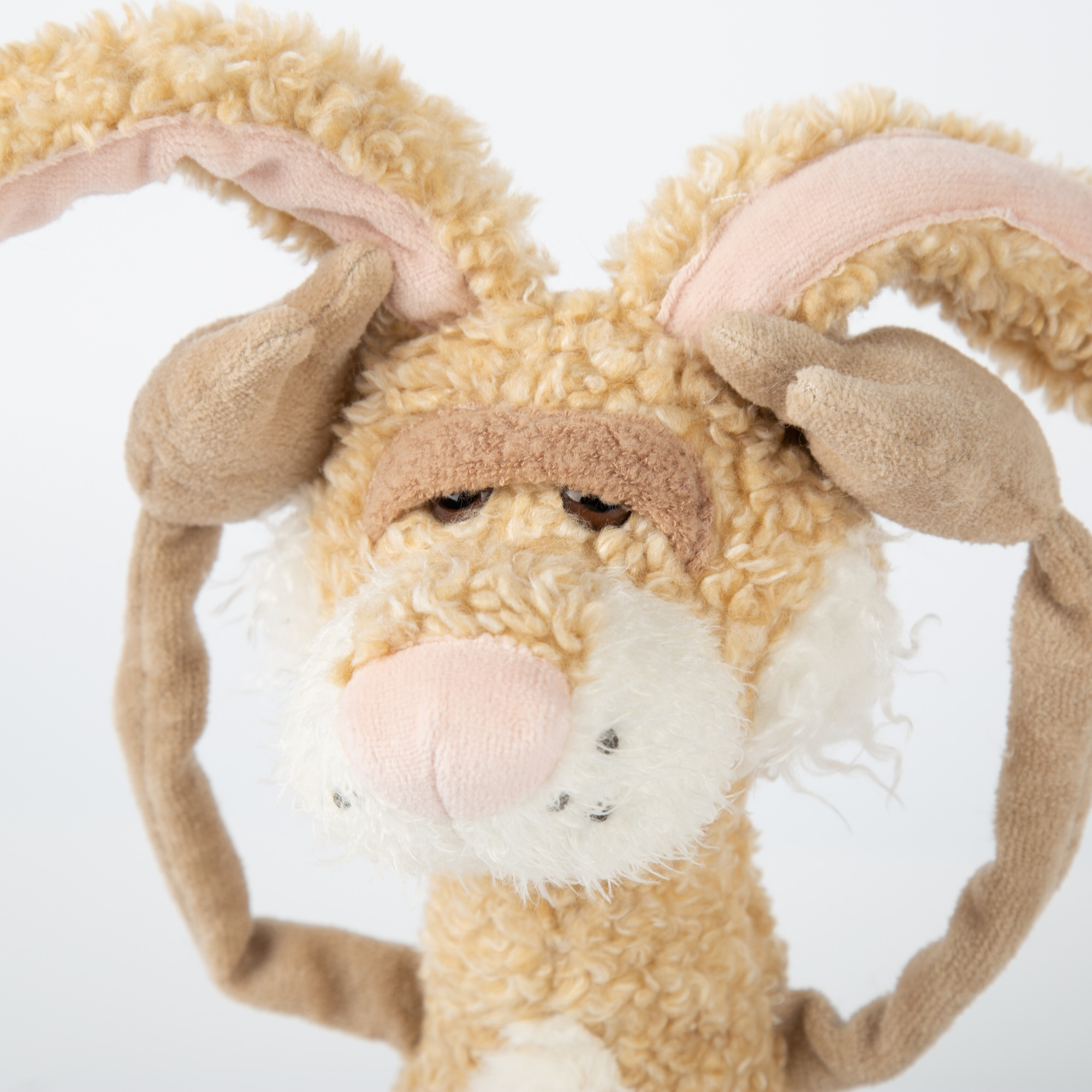 Kuschel Hase Lazy Bunny, Beaststown