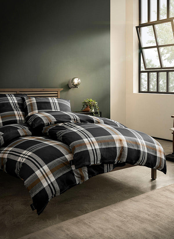 bugatti, Wende-Bettwäsche, 135x200 cm, Baumwolle, schwarz-ocker kariert