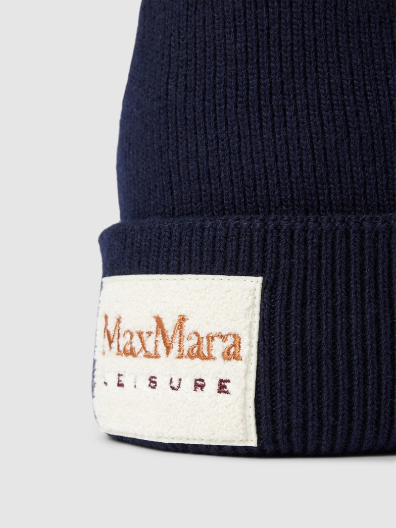 Beanie mit Label-Patch Modell 'GIUNTO' in marineblau